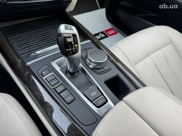 Чорний БМВ Х5, об'ємом двигуна 3 л та пробігом 110 тис. км за 28490 $, фото 29 на Automoto.ua