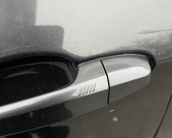 Черный БМВ Х5, объемом двигателя 2 л и пробегом 142 тыс. км за 25000 $, фото 28 на Automoto.ua