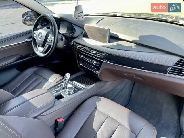 Чорний БМВ Х5, об'ємом двигуна 2 л та пробігом 100 тис. км за 38000 $, фото 14 на Automoto.ua
