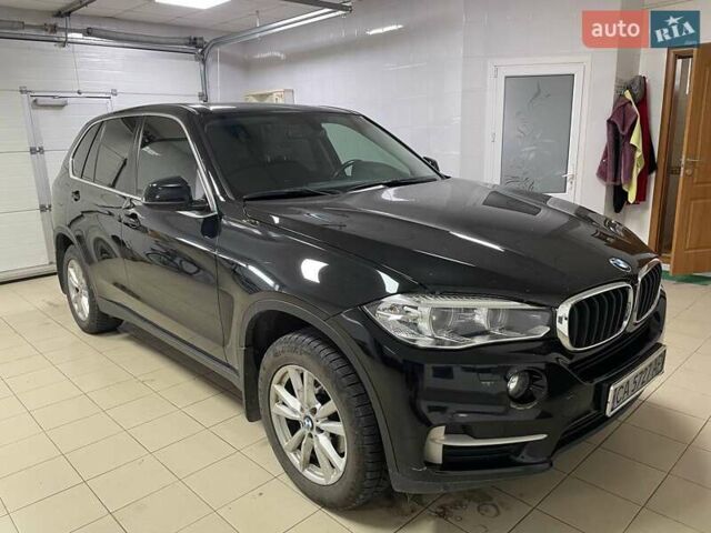 Чорний БМВ Х5, об'ємом двигуна 2 л та пробігом 213 тис. км за 32500 $, фото 1 на Automoto.ua