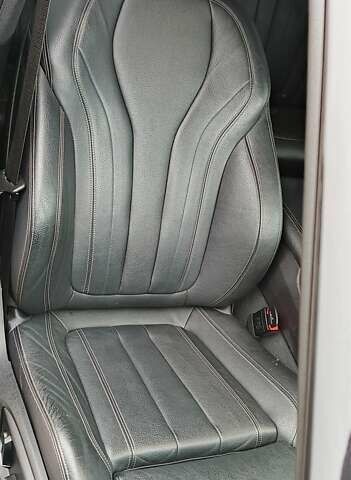 Чорний БМВ Х5, об'ємом двигуна 2 л та пробігом 200 тис. км за 26500 $, фото 19 на Automoto.ua