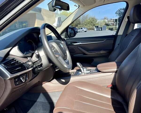 Чорний БМВ Х5, об'ємом двигуна 2 л та пробігом 100 тис. км за 38000 $, фото 10 на Automoto.ua