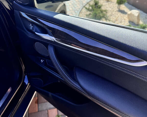 Черный БМВ Х5, объемом двигателя 2.99 л и пробегом 158 тыс. км за 32500 $, фото 22 на Automoto.ua