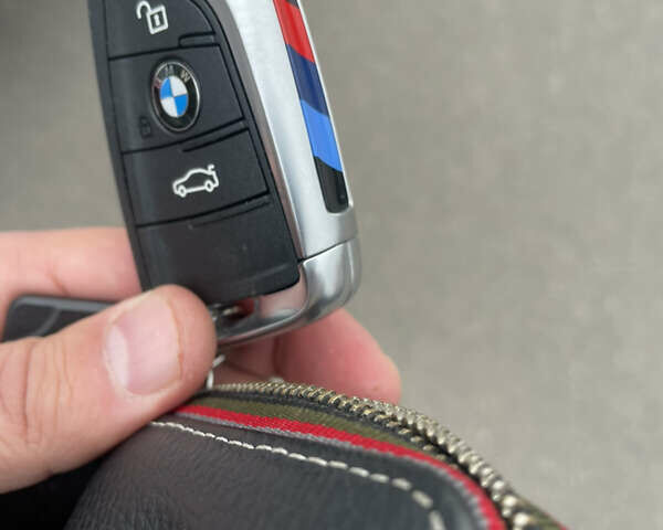 Черный БМВ Х5, объемом двигателя 2 л и пробегом 106 тыс. км за 39000 $, фото 8 на Automoto.ua