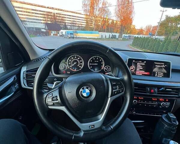 Черный БМВ Х5, объемом двигателя 2 л и пробегом 220 тыс. км за 24900 $, фото 103 на Automoto.ua