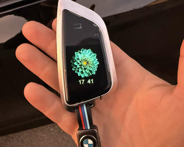 БМВ Х5 2017 в Кривом Роге на Automoto.ua Черный БМВ Х5, объемом двигателя 2 л и пробегом 180 тыс. км за 35000 $, фото 10 на Automoto.ua