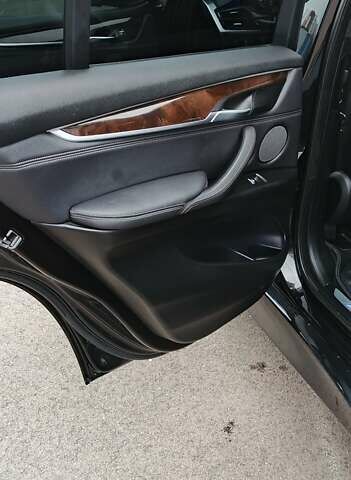 Чорний БМВ Х5, об'ємом двигуна 2 л та пробігом 200 тис. км за 26500 $, фото 25 на Automoto.ua