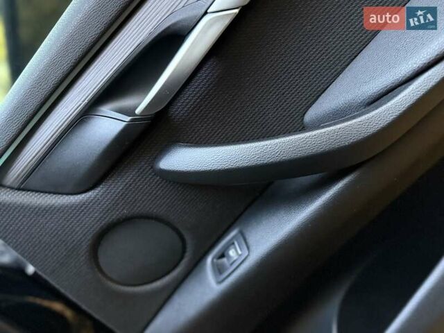 Черный БМВ Х5, объемом двигателя 2 л и пробегом 130 тыс. км за 26500 $, фото 66 на Automoto.ua