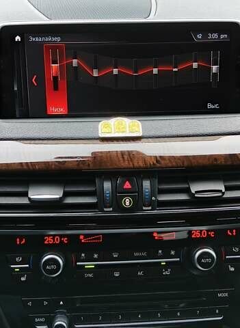 Чорний БМВ Х5, об'ємом двигуна 2 л та пробігом 200 тис. км за 26500 $, фото 39 на Automoto.ua