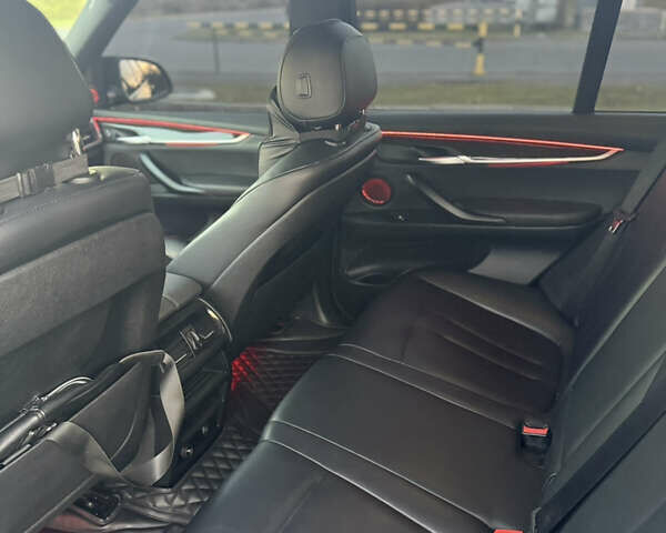 БМВ Х5 2017 в Кривом Роге на Automoto.ua Черный БМВ Х5, объемом двигателя 2 л и пробегом 180 тыс. км за 35000 $, фото 13 на Automoto.ua