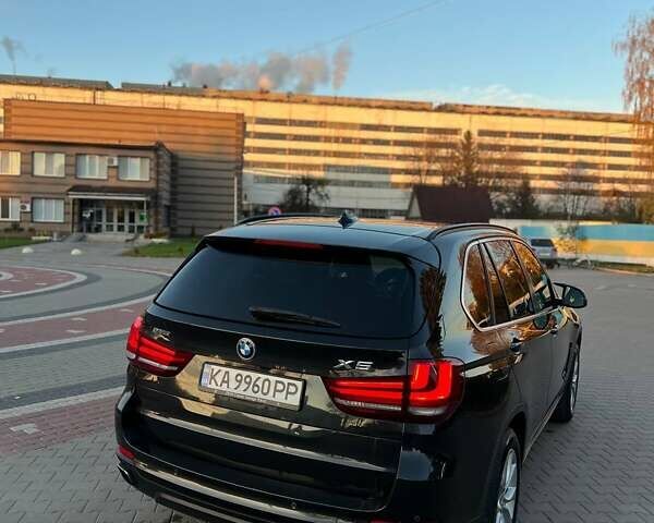 Черный БМВ Х5, объемом двигателя 2 л и пробегом 220 тыс. км за 24900 $, фото 86 на Automoto.ua