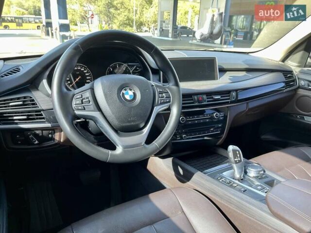 Чорний БМВ Х5, об'ємом двигуна 2 л та пробігом 100 тис. км за 38000 $, фото 6 на Automoto.ua