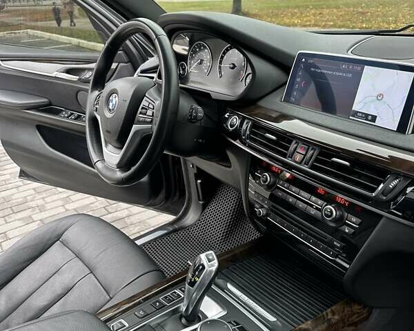 Черный БМВ Х5, объемом двигателя 2 л и пробегом 107 тыс. км за 33000 $, фото 26 на Automoto.ua