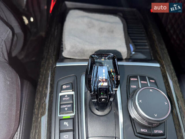 БМВ Х5 2017 в Кривом Роге на Automoto.ua Черный БМВ Х5, объемом двигателя 2 л и пробегом 180 тыс. км за 35000 $, фото 15 на Automoto.ua