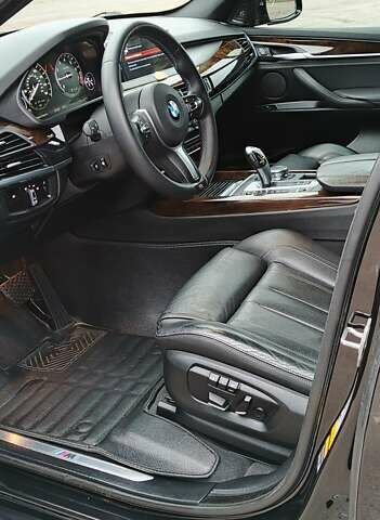 Чорний БМВ Х5, об'ємом двигуна 2 л та пробігом 200 тис. км за 26500 $, фото 23 на Automoto.ua