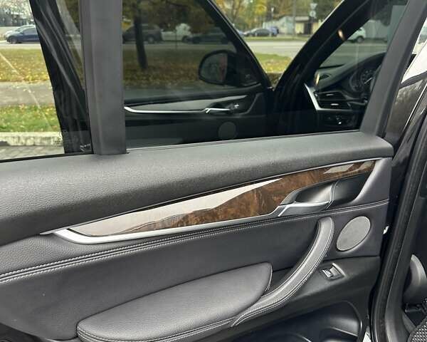 Черный БМВ Х5, объемом двигателя 2 л и пробегом 107 тыс. км за 33000 $, фото 25 на Automoto.ua