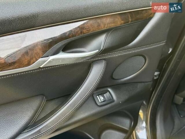 Чорний БМВ Х5, об'ємом двигуна 0 л та пробігом 170 тис. км за 19999 $, фото 27 на Automoto.ua