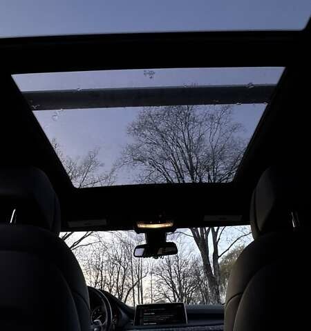 Черный БМВ Х5, объемом двигателя 2.98 л и пробегом 256 тыс. км за 25000 $, фото 4 на Automoto.ua