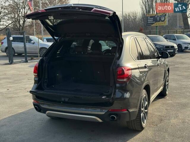 Чорний БМВ Х5, об'ємом двигуна 0 л та пробігом 170 тис. км за 19999 $, фото 11 на Automoto.ua