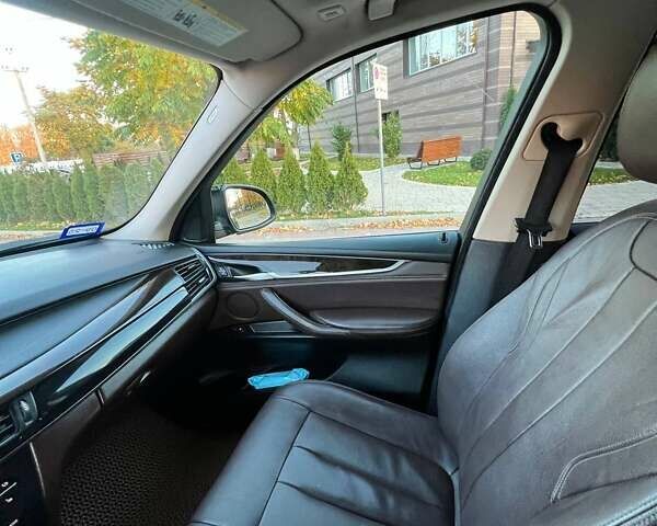 Черный БМВ Х5, объемом двигателя 2 л и пробегом 220 тыс. км за 24900 $, фото 101 на Automoto.ua