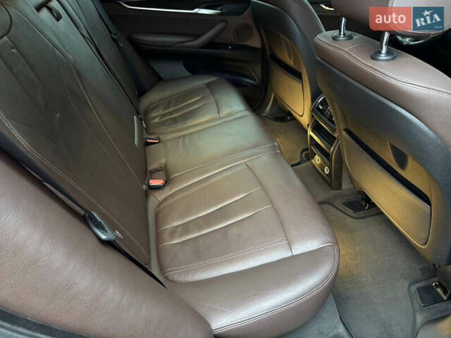 Черный БМВ Х5, объемом двигателя 2.98 л и пробегом 230 тыс. км за 26900 $, фото 27 на Automoto.ua