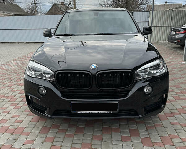 Чорний БМВ Х5, об'ємом двигуна 2 л та пробігом 102 тис. км за 29000 $, фото 5 на Automoto.ua