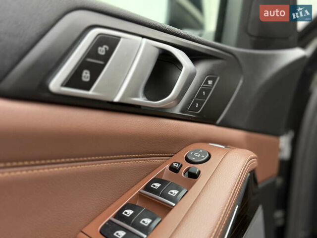 Черный БМВ Х5, объемом двигателя 3 л и пробегом 249 тыс. км за 36000 $, фото 27 на Automoto.ua