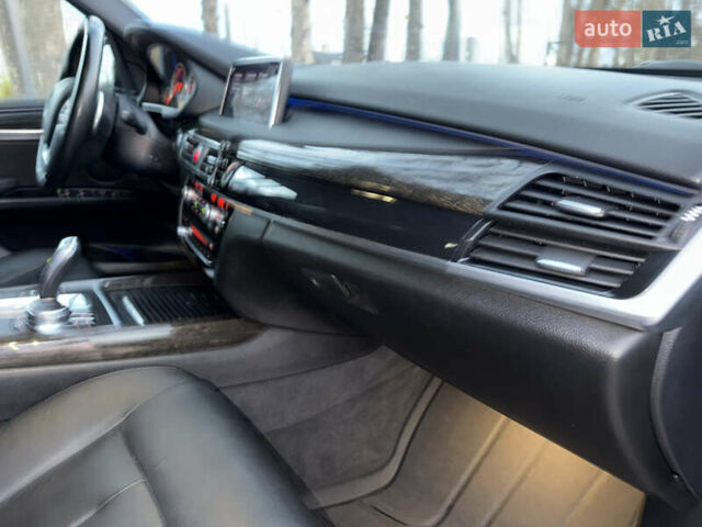 Черный БМВ Х5, объемом двигателя 2 л и пробегом 100 тыс. км за 29900 $, фото 67 на Automoto.ua