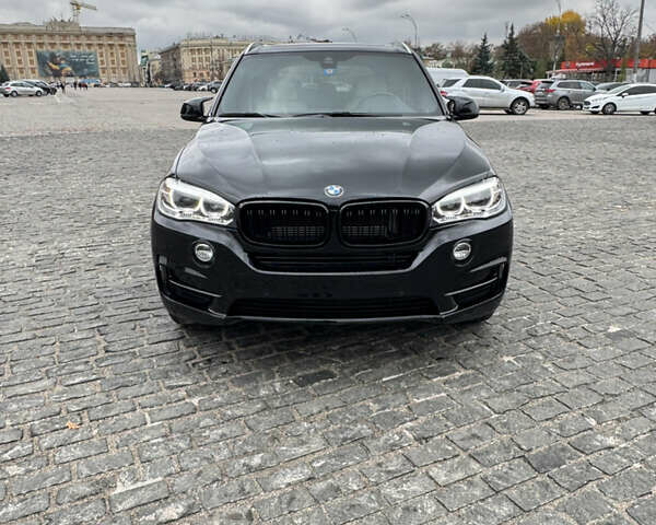 Чорний БМВ Х5, об'ємом двигуна 2 л та пробігом 143 тис. км за 30500 $, фото 4 на Automoto.ua