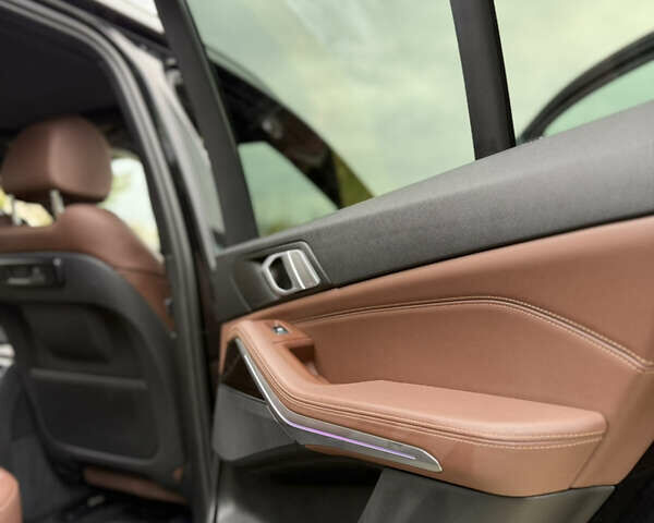 Черный БМВ Х5, объемом двигателя 3 л и пробегом 249 тыс. км за 36000 $, фото 30 на Automoto.ua