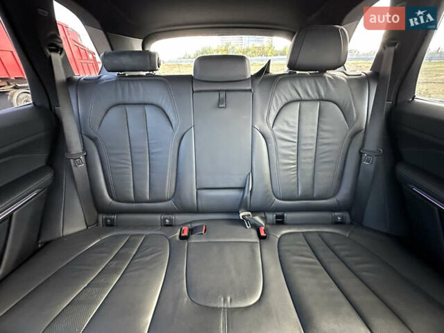 Чорний БМВ Х5, об'ємом двигуна 3 л та пробігом 150 тис. км за 45900 $, фото 9 на Automoto.ua