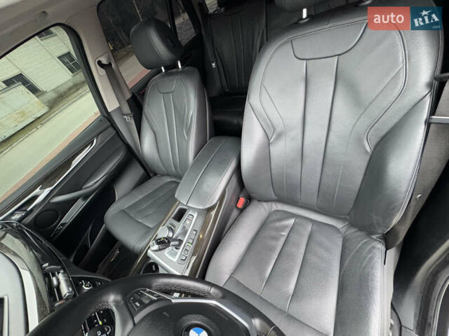 Чорний БМВ Х5, об'ємом двигуна 2.99 л та пробігом 70 тис. км за 41500 $, фото 34 на Automoto.ua