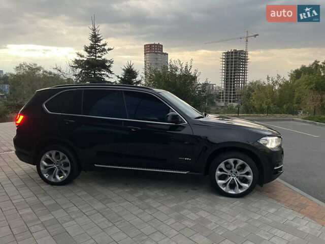 Чорний БМВ Х5, об'ємом двигуна 2 л та пробігом 117 тис. км за 33900 $, фото 40 на Automoto.ua