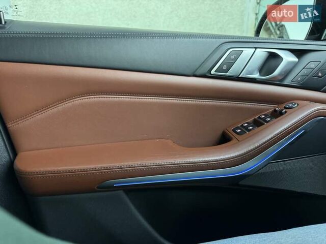 Чорний БМВ Х5, об'ємом двигуна 4.39 л та пробігом 112 тис. км за 53900 $, фото 100 на Automoto.ua