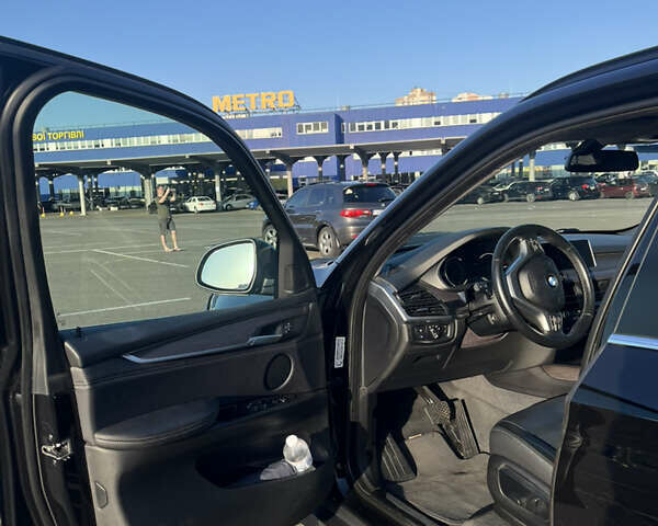 Черный БМВ Х5, объемом двигателя 2 л и пробегом 168 тыс. км за 31500 $, фото 6 на Automoto.ua