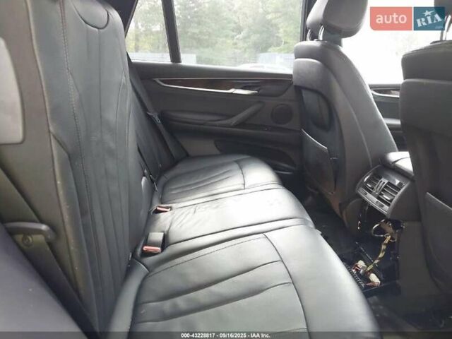 Черный БМВ Х5, объемом двигателя 2.98 л и пробегом 150 тыс. км за 9000 $, фото 8 на Automoto.ua