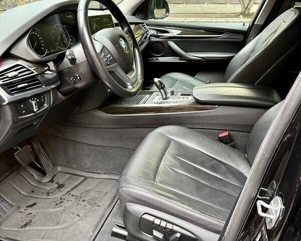 Чорний БМВ Х5, об'ємом двигуна 2 л та пробігом 175 тис. км за 29000 $, фото 4 на Automoto.ua