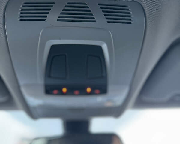 Черный БМВ Х5, объемом двигателя 2 л и пробегом 100 тыс. км за 35000 $, фото 111 на Automoto.ua