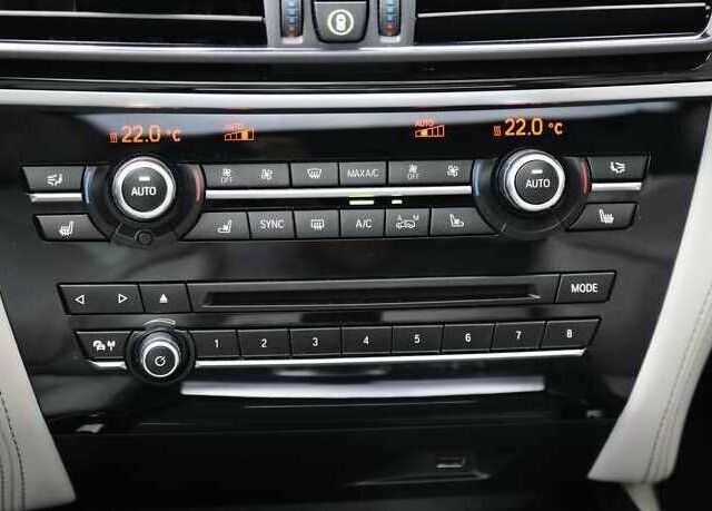 Чорний БМВ Х5, об'ємом двигуна 3 л та пробігом 117 тис. км за 25000 $, фото 12 на Automoto.ua