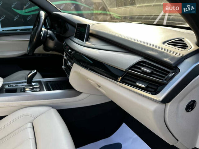 Чорний БМВ Х5, об'ємом двигуна 2.99 л та пробігом 149 тис. км за 41500 $, фото 51 на Automoto.ua