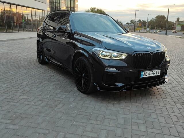 Черный БМВ Х5, объемом двигателя 3 л и пробегом 103 тыс. км за 57000 $, фото 1 на Automoto.ua