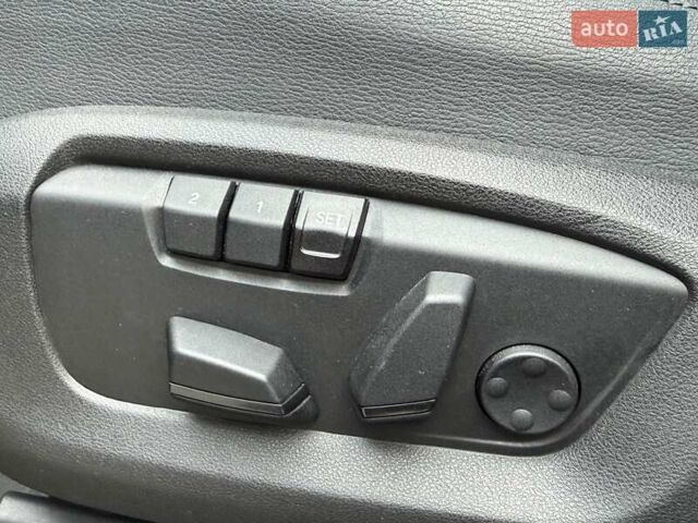 Черный БМВ Х5, объемом двигателя 2 л и пробегом 173 тыс. км за 27000 $, фото 12 на Automoto.ua