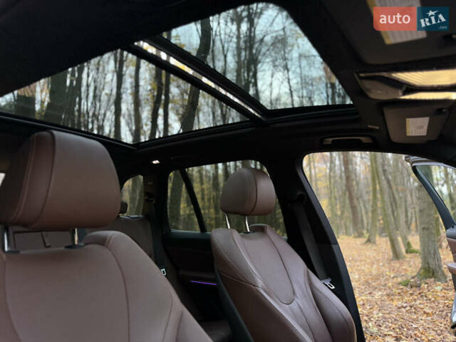 Черный БМВ Х5, объемом двигателя 3 л и пробегом 249 тыс. км за 36000 $, фото 4 на Automoto.ua