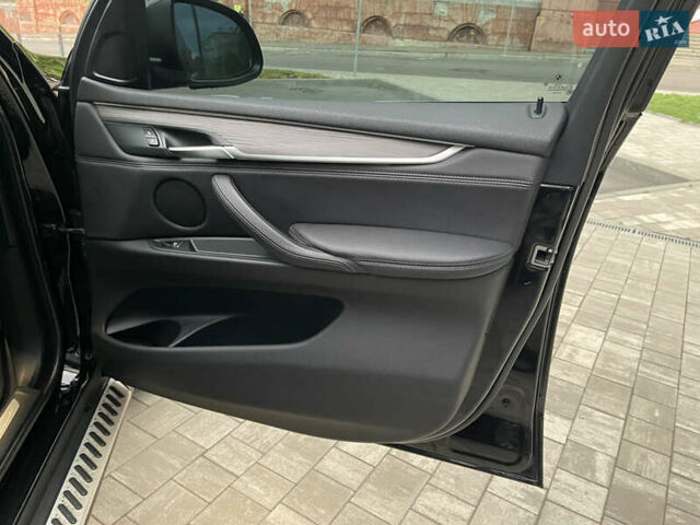 Чорний БМВ Х5, об'ємом двигуна 2 л та пробігом 117 тис. км за 33900 $, фото 30 на Automoto.ua