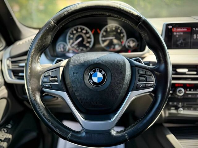 Чорний БМВ Х5, об'ємом двигуна 2 л та пробігом 49 тис. км за 15700 $, фото 10 на Automoto.ua