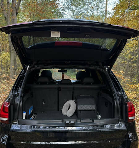 Черный БМВ Х5, объемом двигателя 2.98 л и пробегом 100 тыс. км за 28900 $, фото 10 на Automoto.ua