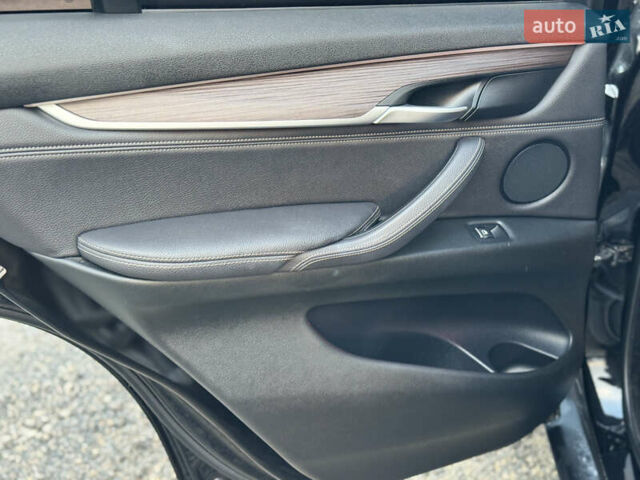 Черный БМВ Х5, объемом двигателя 2 л и пробегом 100 тыс. км за 35000 $, фото 104 на Automoto.ua