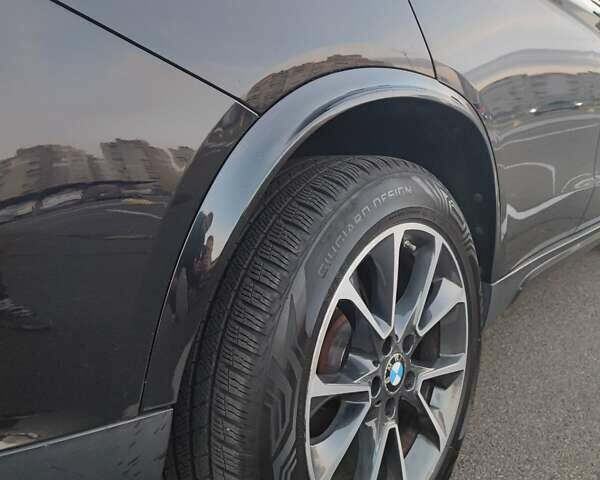 Черный БМВ Х5, объемом двигателя 3 л и пробегом 120 тыс. км за 29999 $, фото 15 на Automoto.ua