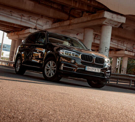 Черный БМВ Х5, объемом двигателя 2 л и пробегом 211 тыс. км за 39900 $, фото 3 на Automoto.ua