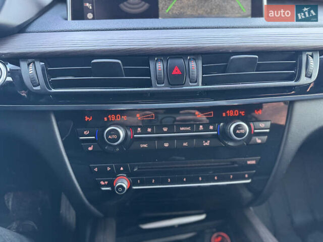 Черный БМВ Х5, объемом двигателя 2 л и пробегом 100 тыс. км за 35000 $, фото 109 на Automoto.ua